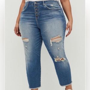 NEW Torrid Vintage High Rise Mom Jean